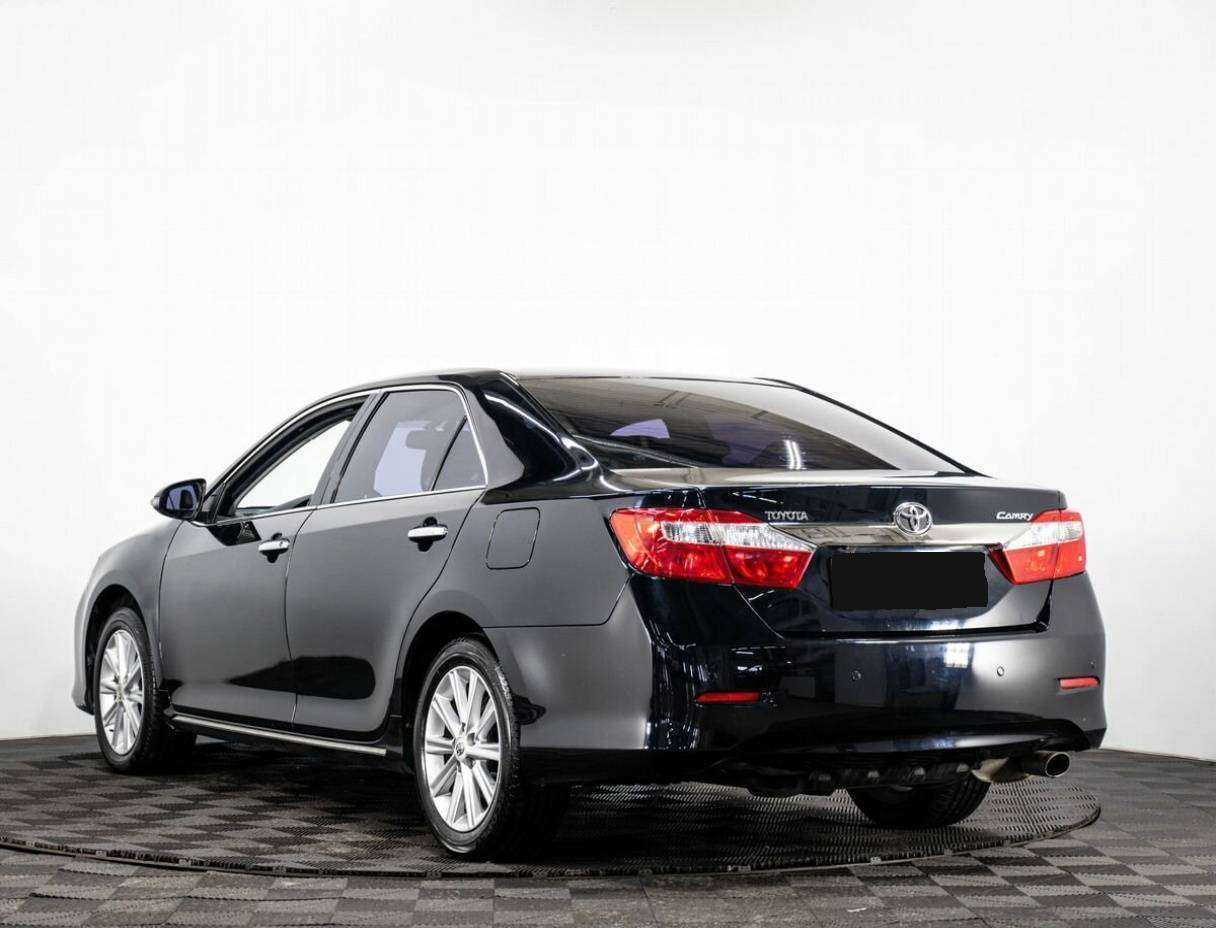 Купить Toyota Camry, 2014, 252 639 км, фото №4