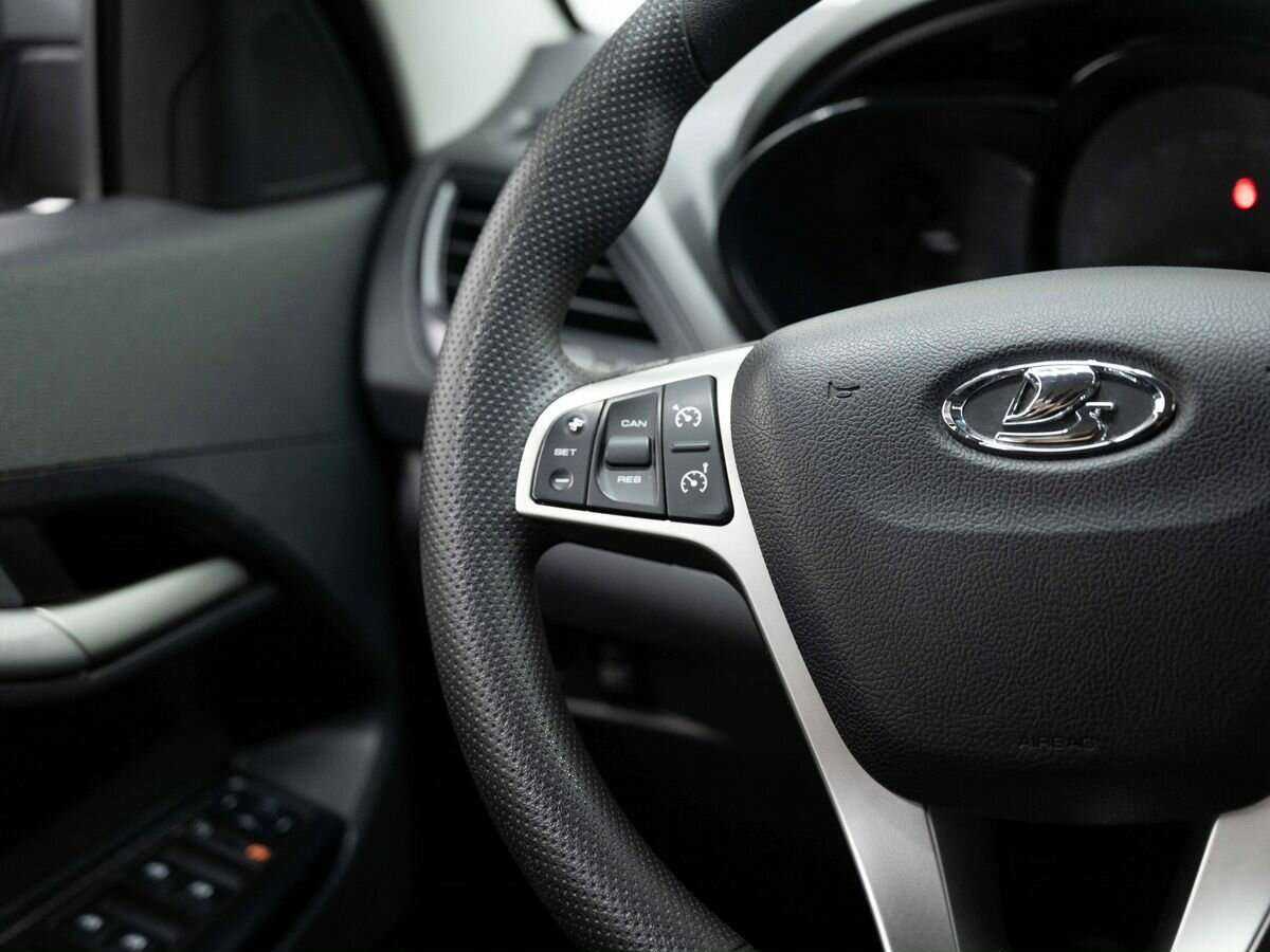 Купить Lada (ВАЗ) Vesta SW, 2020, 50 000 км, фото №15