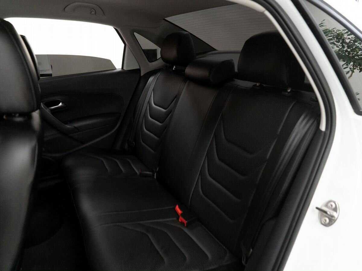 Купить Volkswagen Polo, 2017, 89 386 км, фото №7