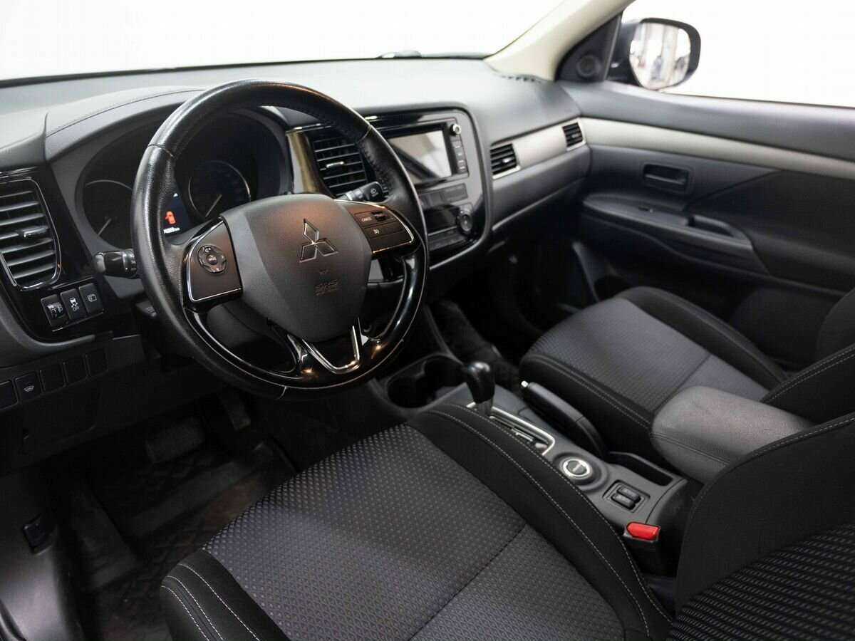 Купить Mitsubishi Outlander, 2016, 74 202 км, фото №7
