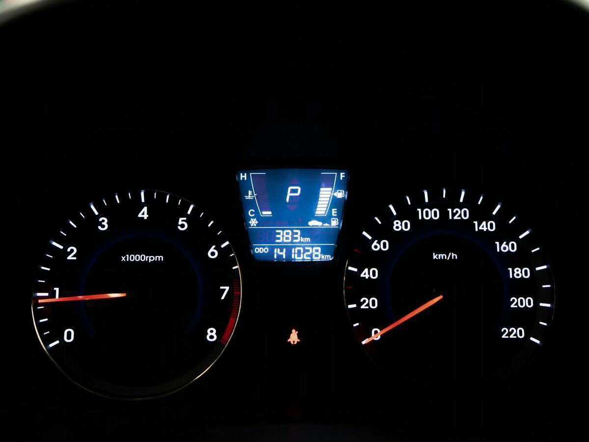 Купить Hyundai Solaris, 2013, 140 000 км, фото №9