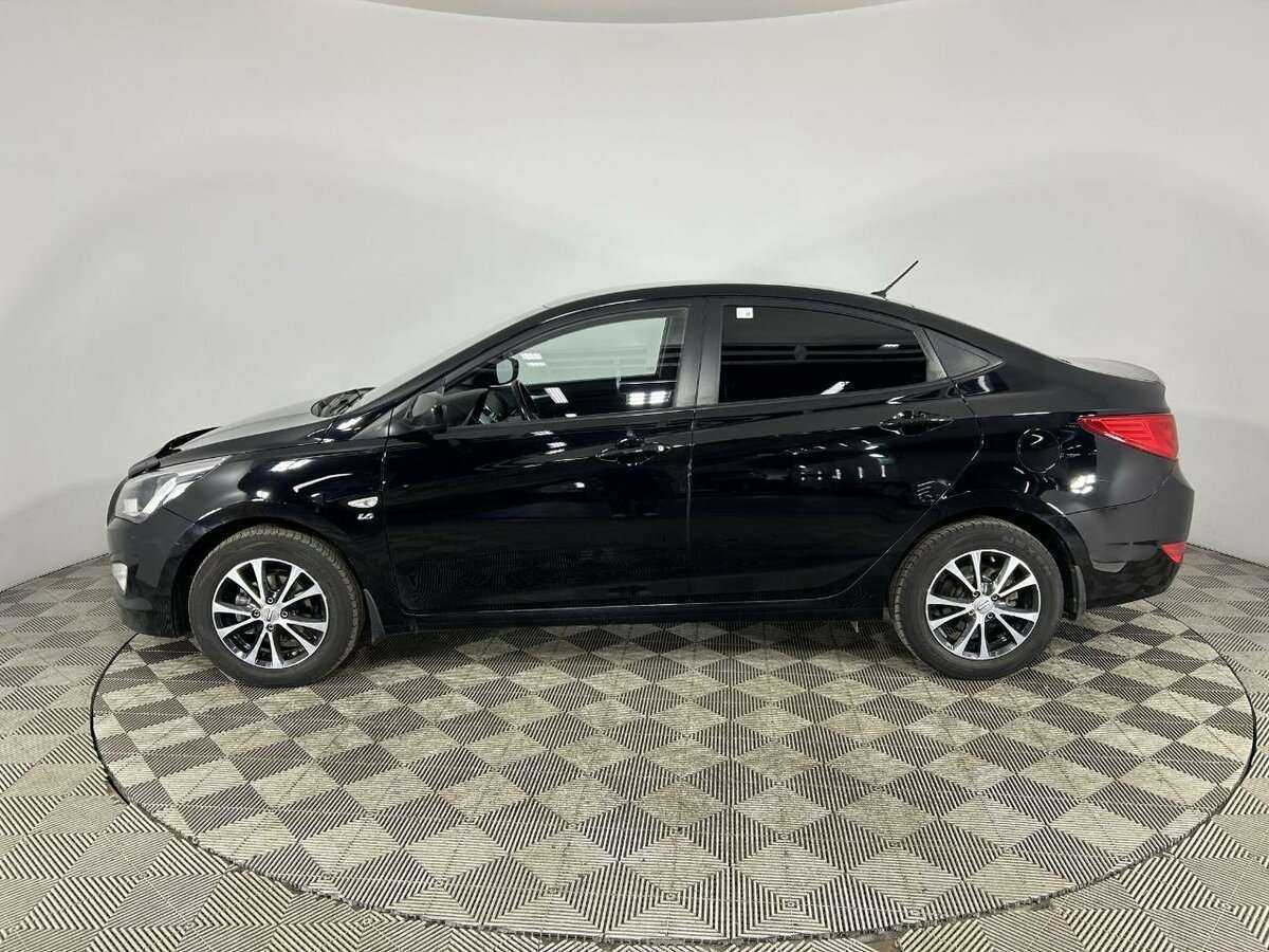 Купить Hyundai Solaris, 2015, 66 300 км, фото №5