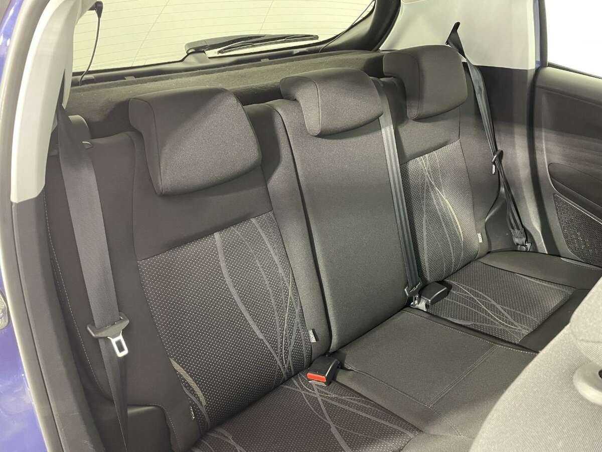 Купить Peugeot 208, 2014, 147 190 км, фото №15