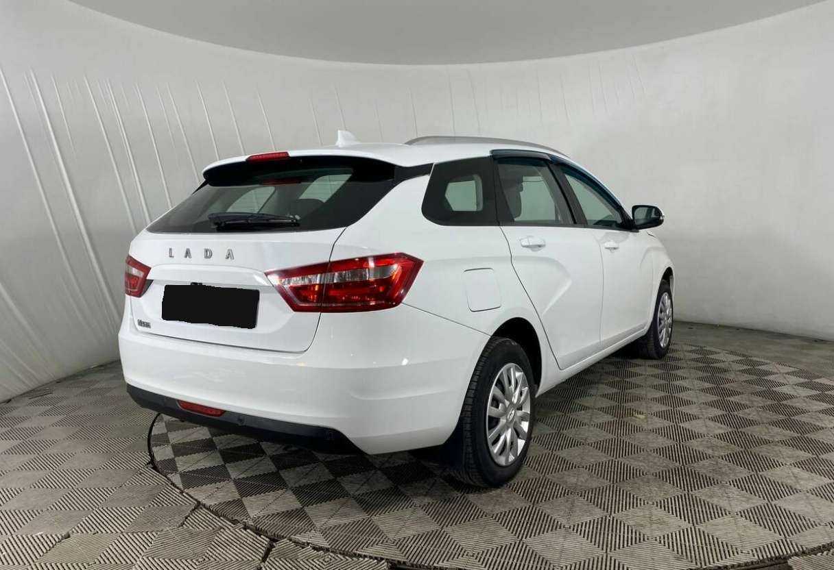 Купить Lada (ВАЗ) Vesta SW, 2019, 87 732 км, фото №5