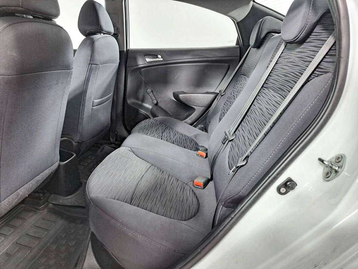 Купить Hyundai Solaris, 2014, 186 712 км, фото №10