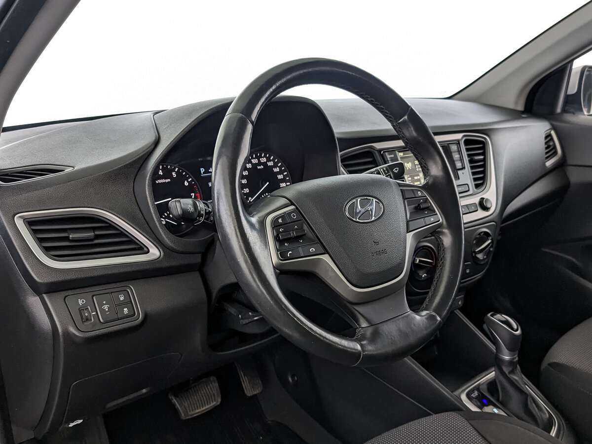 Купить Hyundai Solaris, 2018, 86 879 км, фото №11