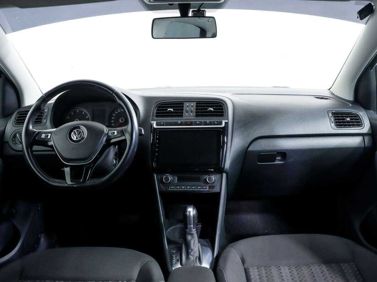 Купить Volkswagen Polo, 2015, 105 482 км, фото №10