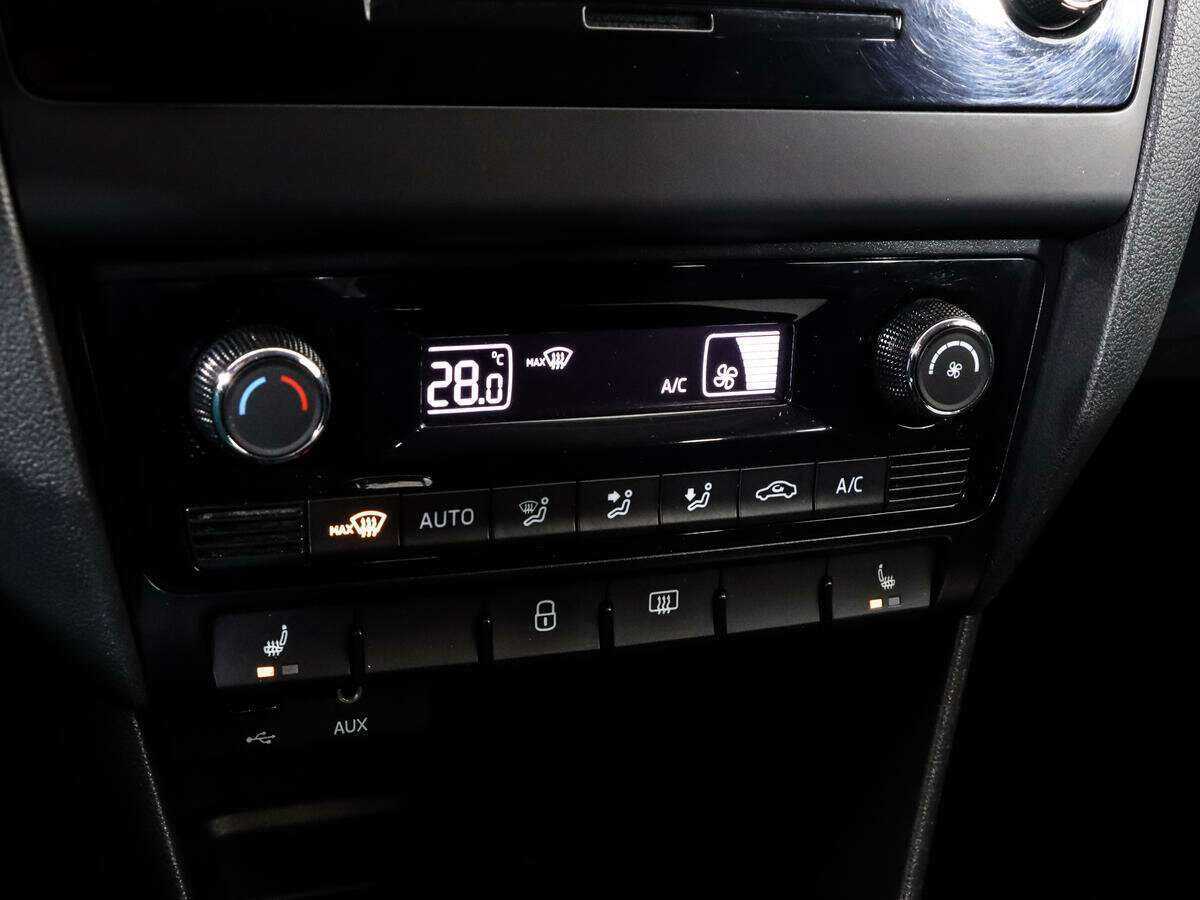 Купить Skoda Rapid, 2016, 117 105 км, фото №12