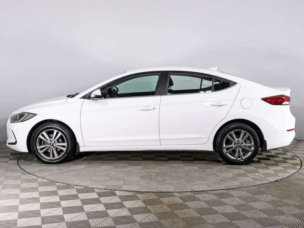 Купить Hyundai Elantra, 2017, 132 447 км, фото №8
