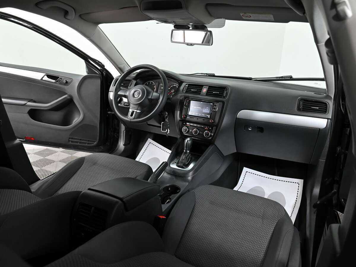 Купить Volkswagen Jetta, 2012, 139 000 км, фото №5
