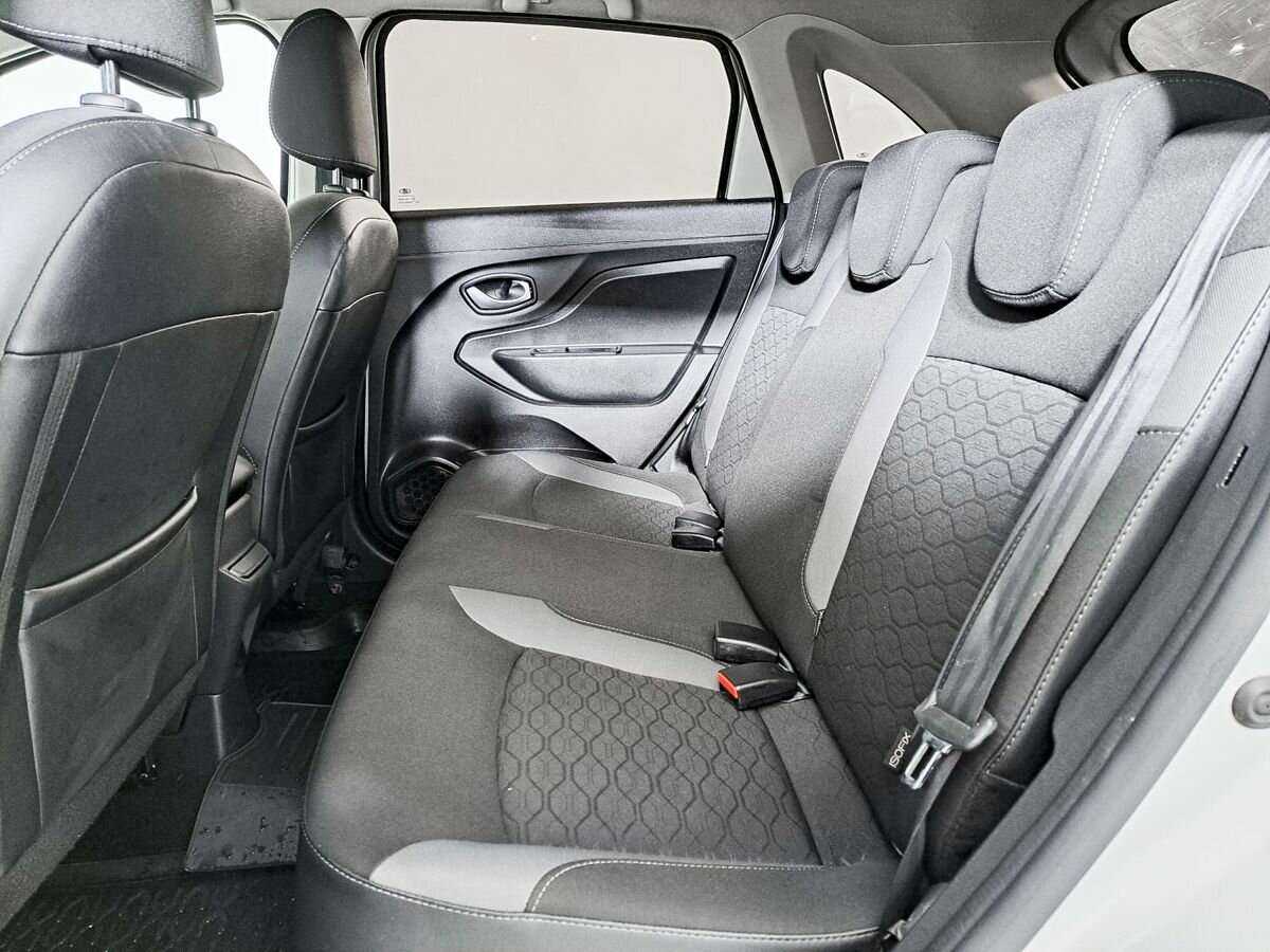 Купить Lada (ВАЗ) XRAY Cross, 2018, 109 200 км, фото №8