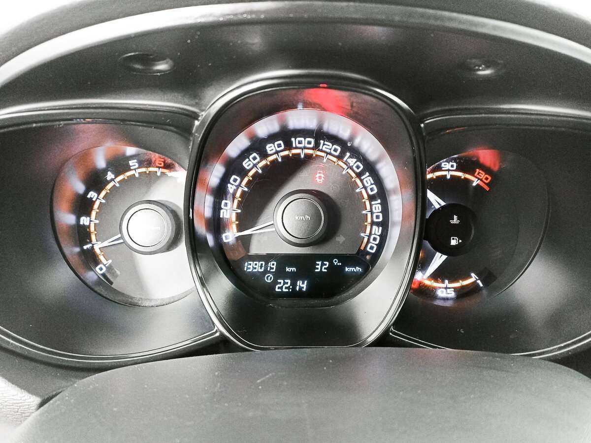 Купить Lada (ВАЗ) Vesta, 2019, 138 602 км, фото №9