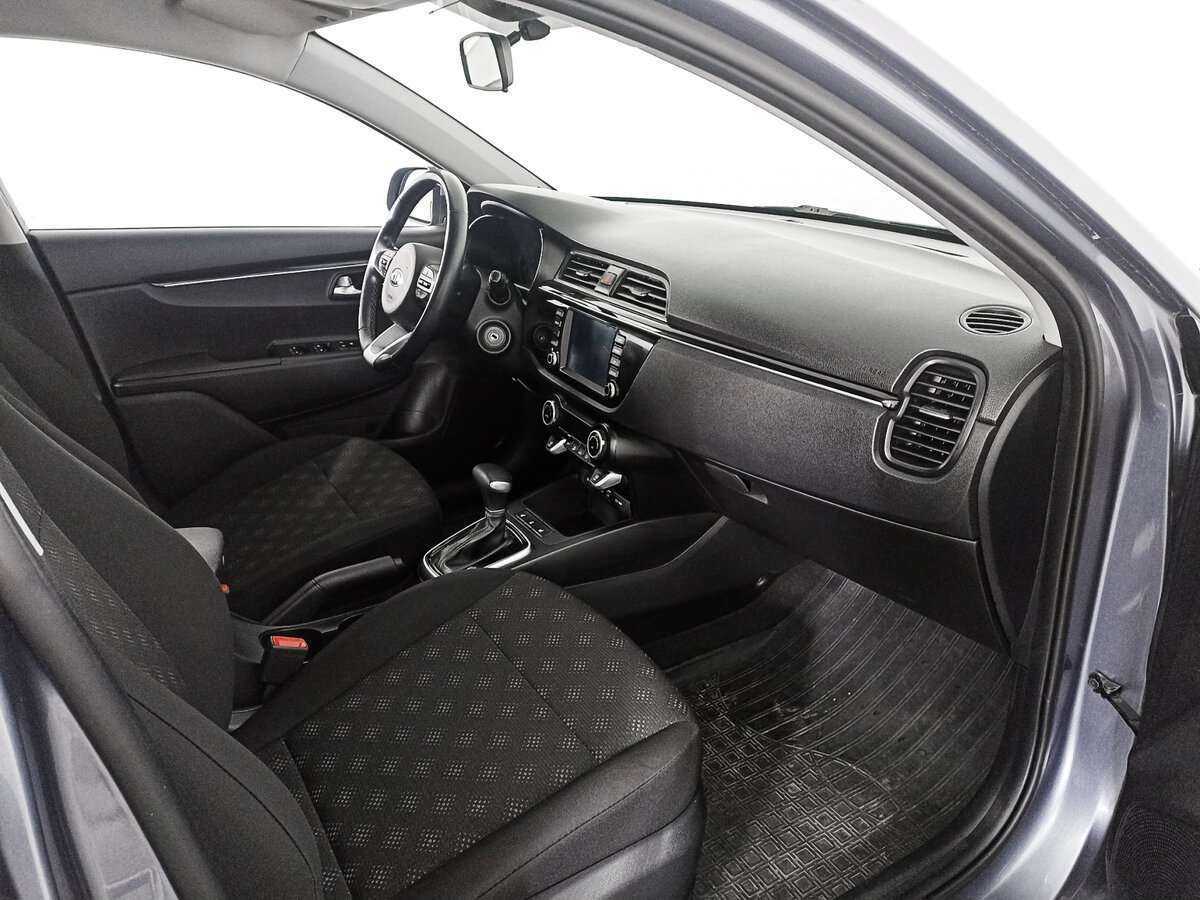 Купить Kia Rio, 2018, 57 173 км, фото №9