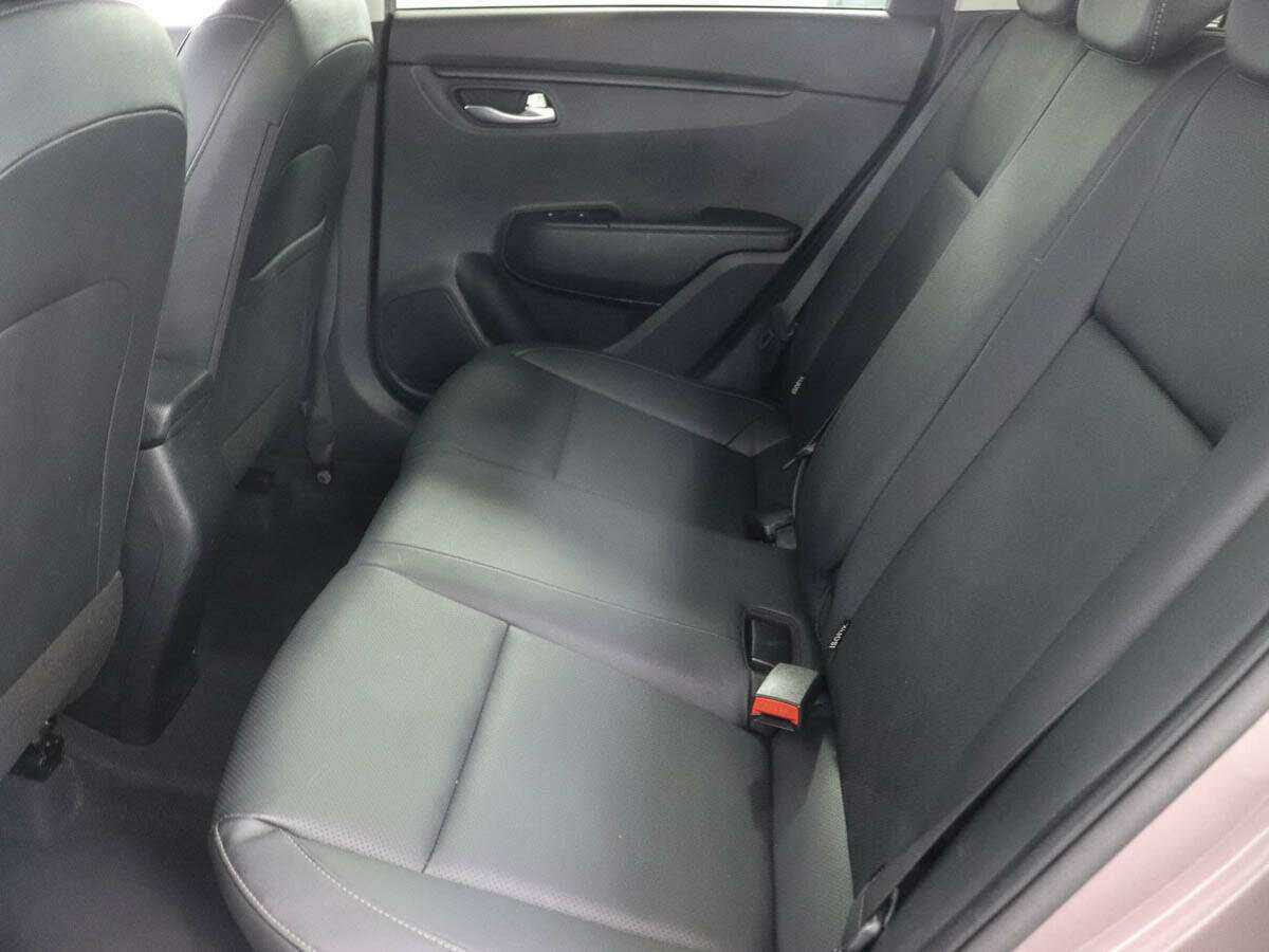 Купить Kia Rio, 2017, 70 717 км, фото №9