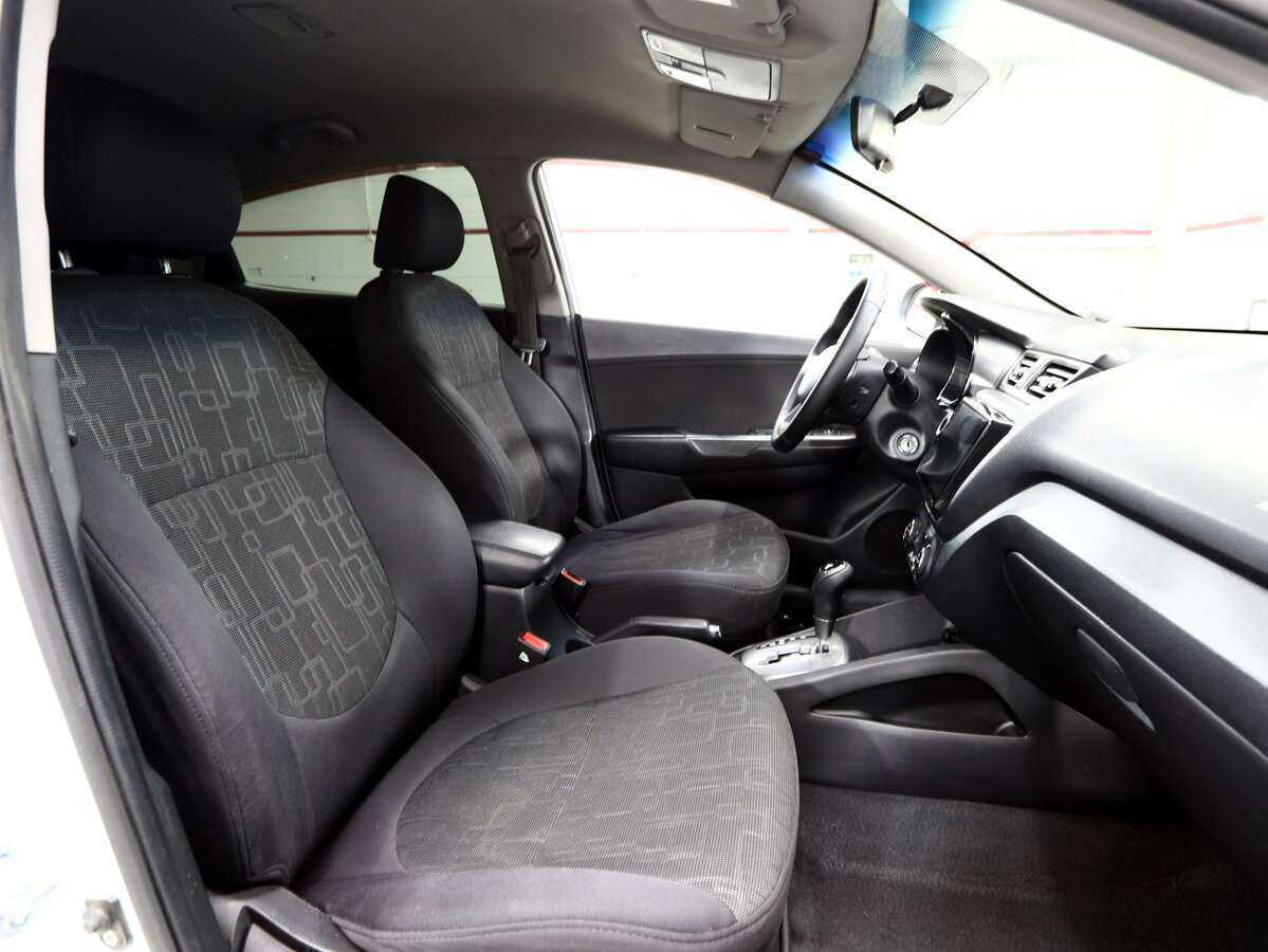 Купить Kia Rio 4-speed, 2012, 379 368 км, фото №8