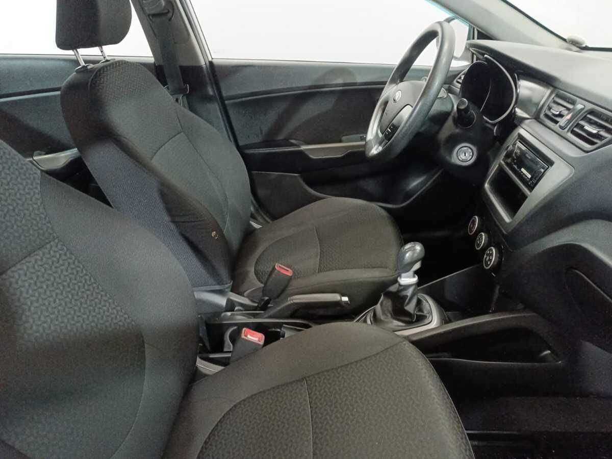 Купить Kia Rio, 2017, 81 000 км, фото №11