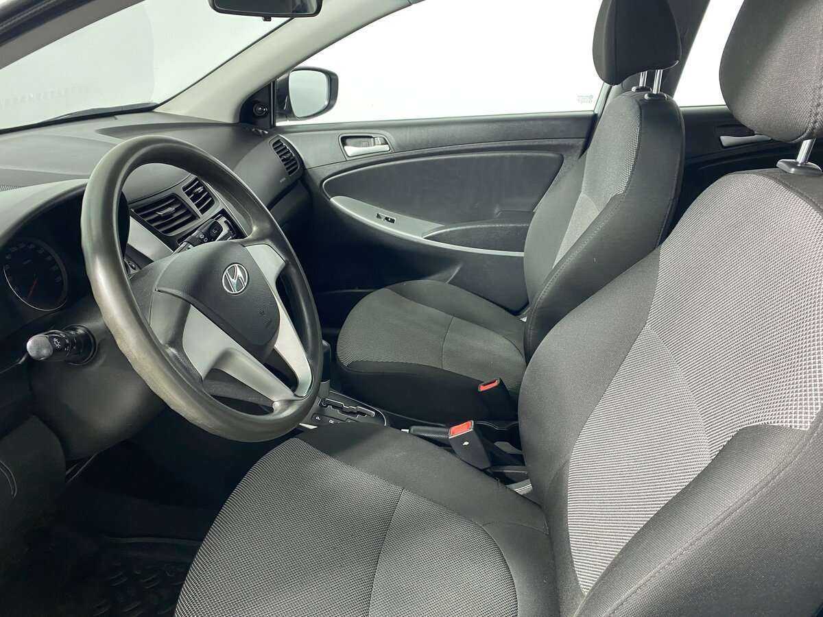 Купить Hyundai Solaris, 2014, 102 500 км, фото №9