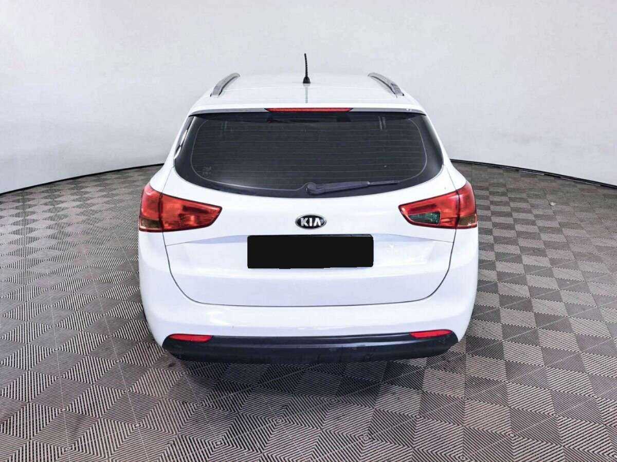 Купить Kia Ceed, 2012, 327 948 км, фото №4