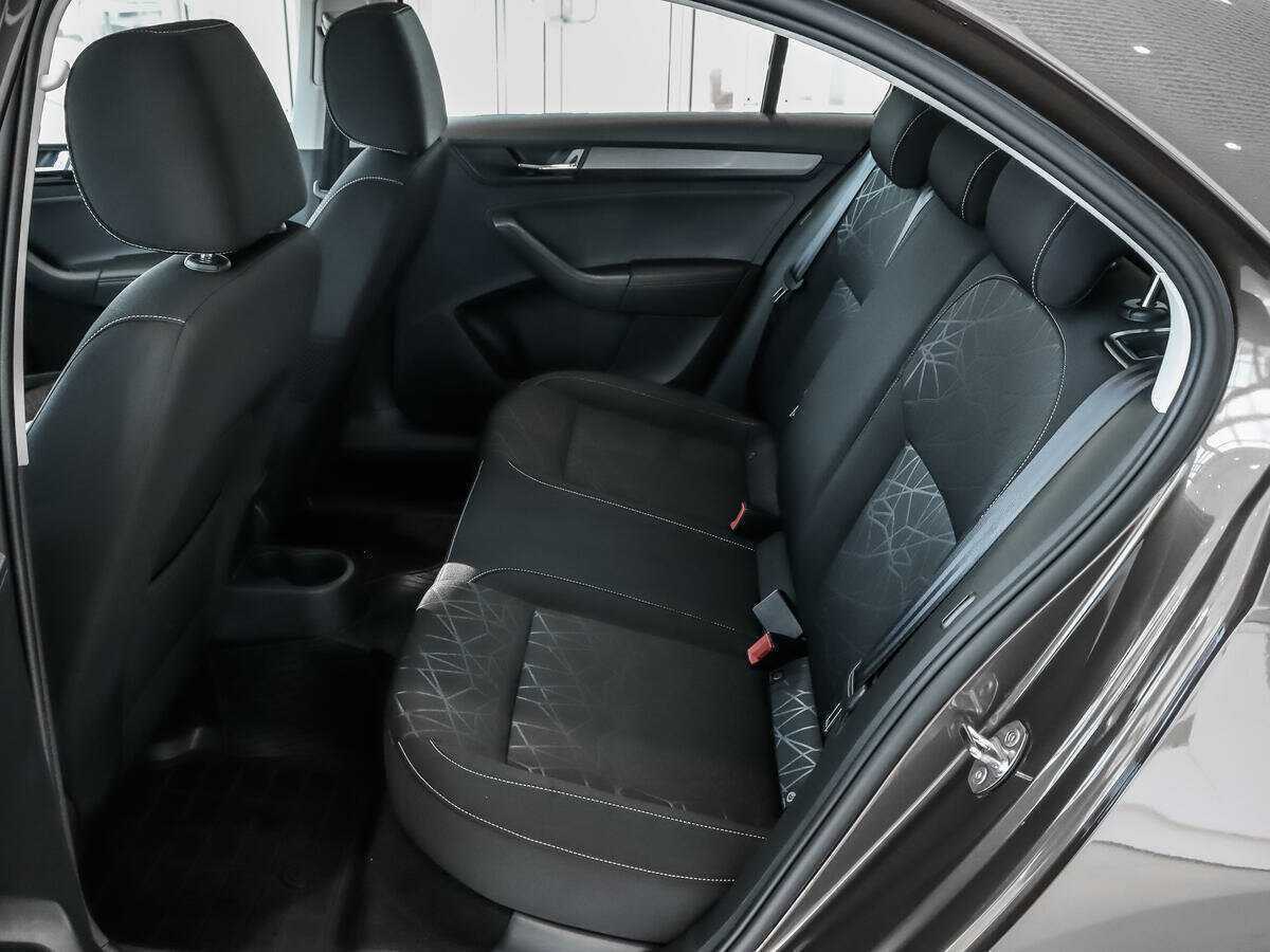 Купить Skoda Rapid, 2019, 107 990 км, фото №9