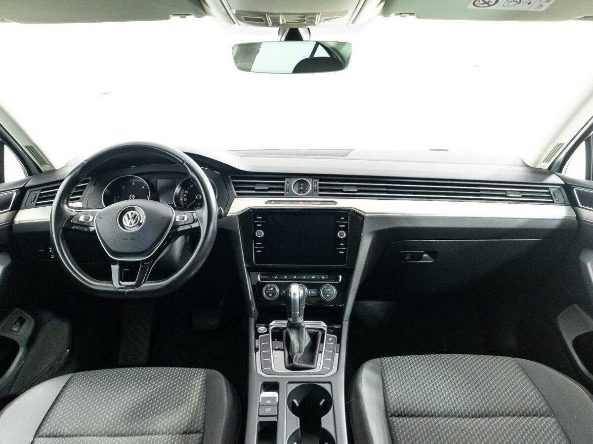 Купить Volkswagen Passat DSG7, 2017, 210 270 км, фото №13