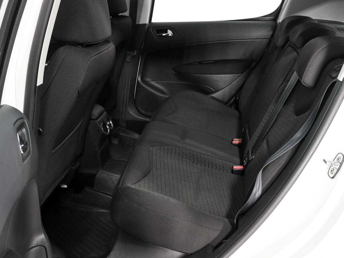 Купить Peugeot 308, 2012, 20 715 км, фото №10