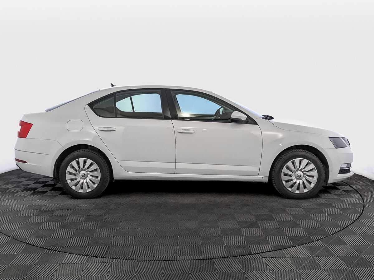 Купить Skoda Octavia, 2017, 144 758 км, фото №4