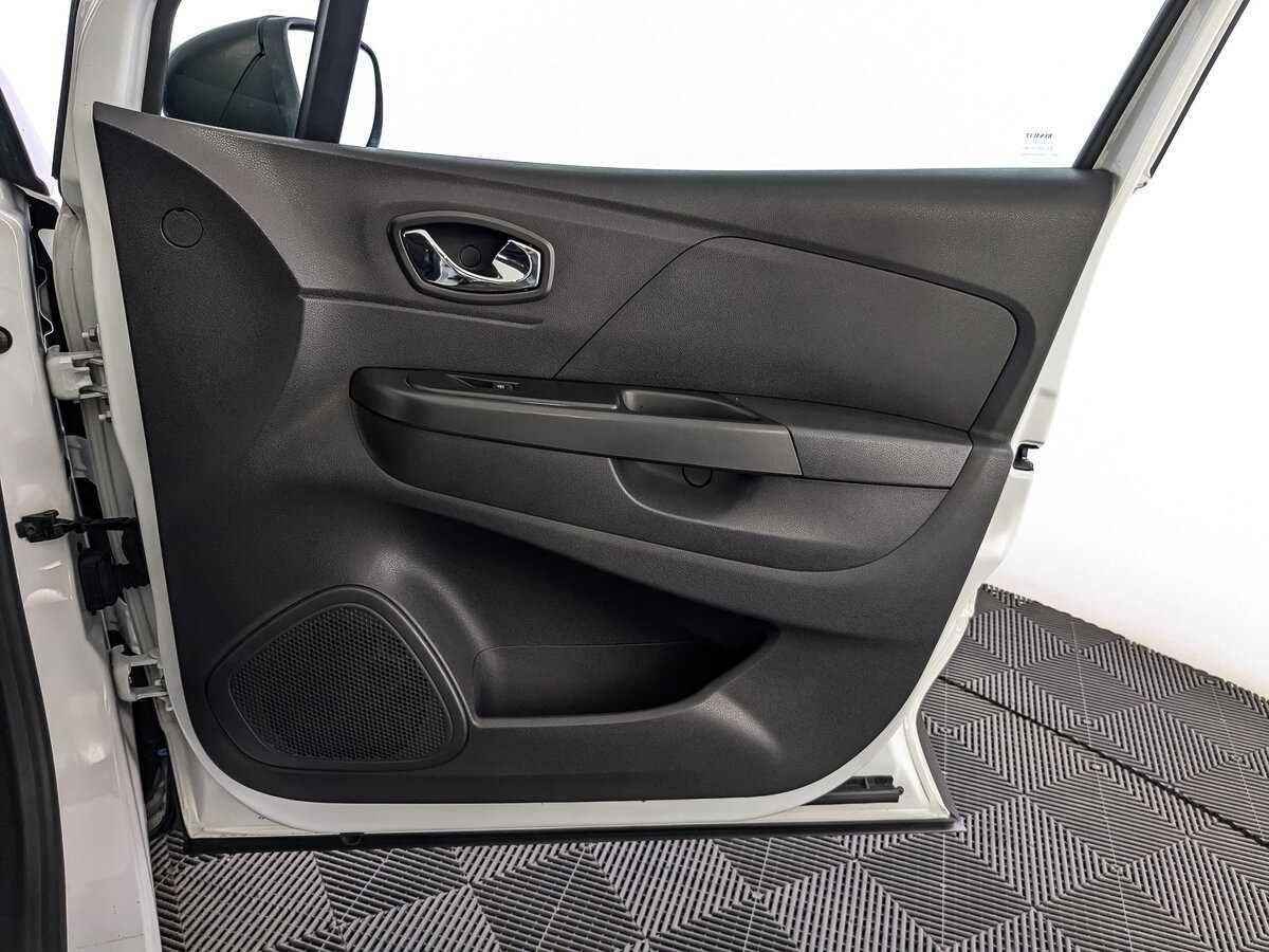 Купить Renault Kaptur, 2018, 109 967 км, фото №21