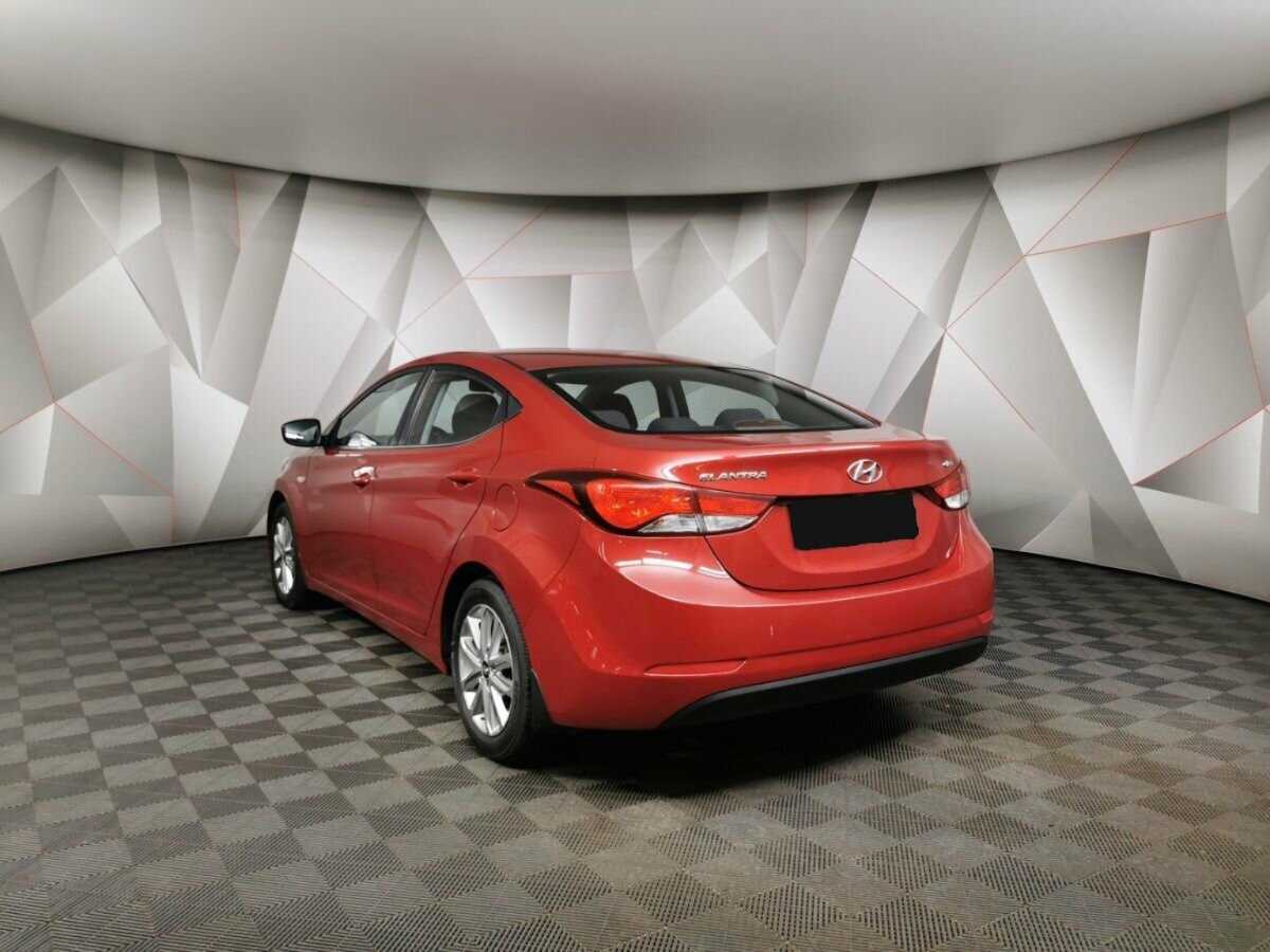 Купить Hyundai Elantra, 2015, 165 120 км, фото №4