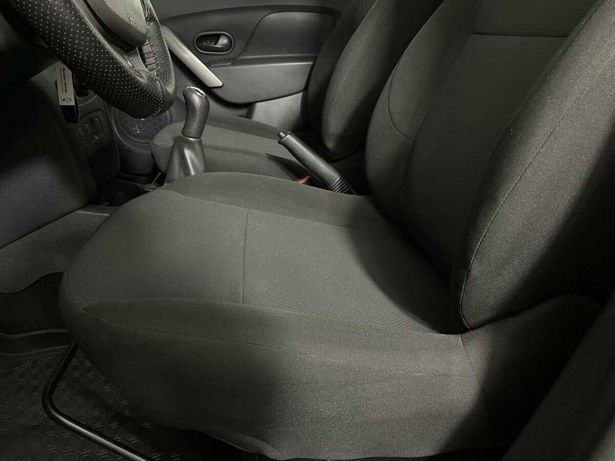 Купить Renault Logan, 2018, 200 819 км, фото №10