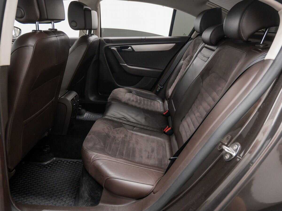 Купить Volkswagen Passat, 2012, 215 000 км, фото №13