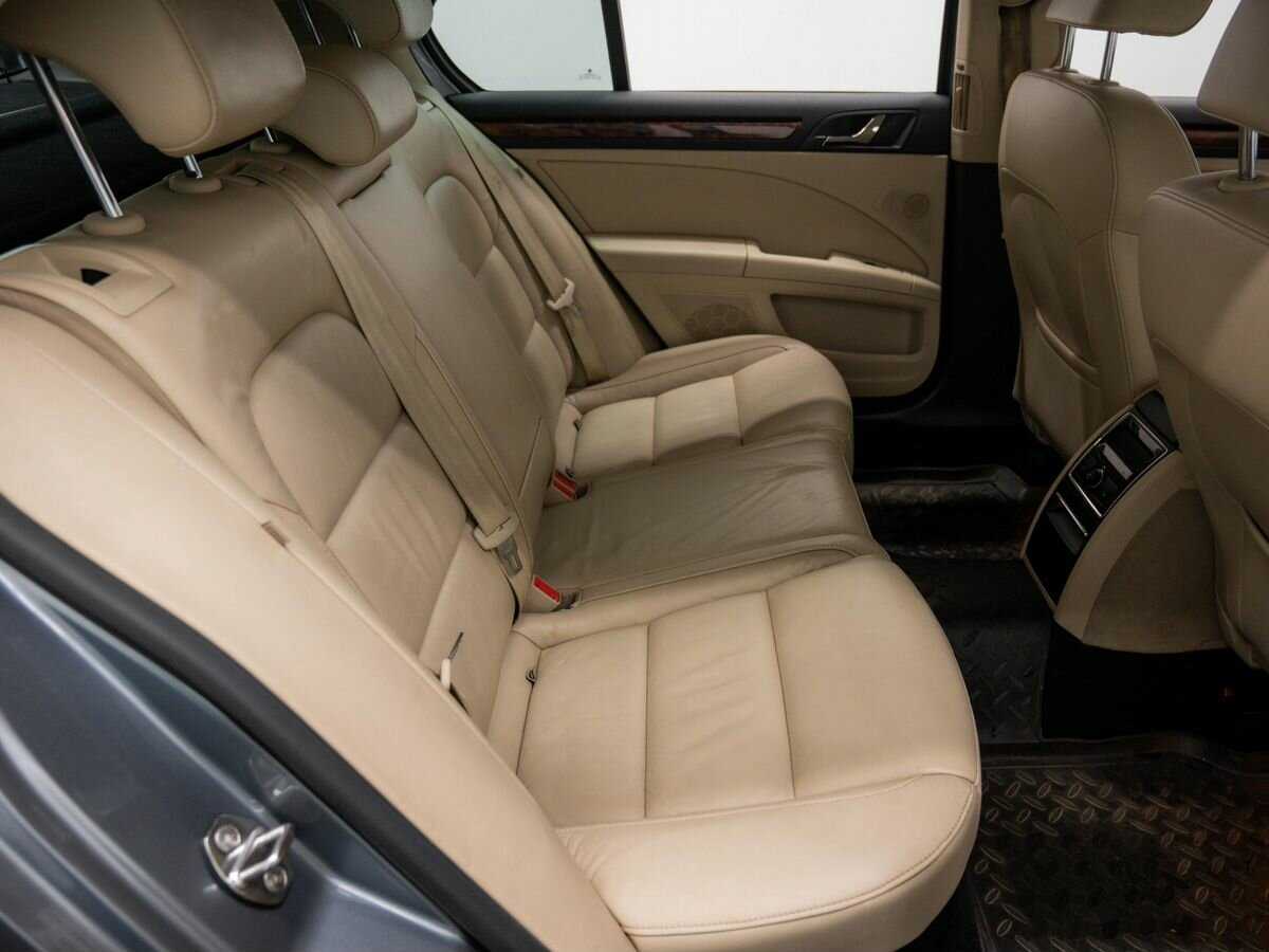 Купить Skoda Superb, 2012, 288 337 км, фото №9