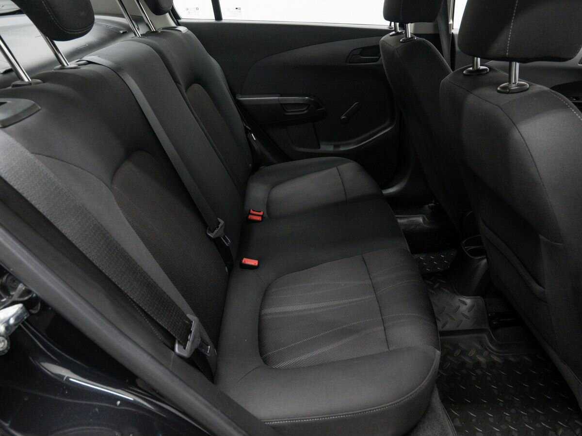 Купить Chevrolet Aveo, 2012, 156 250 км, фото №6