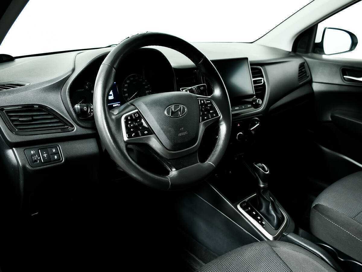 Купить Hyundai Solaris, 2020, 89 887 км, фото №13