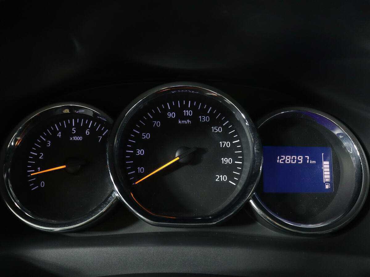 Купить Renault Sandero, 2015, 128 083 км, фото №11