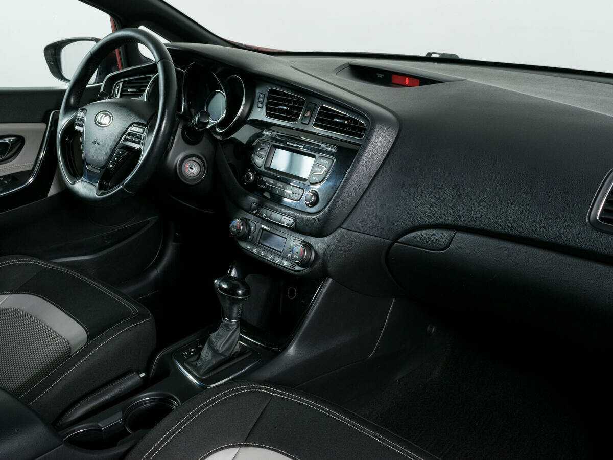 Купить Kia Ceed, 2013, 194 523 км, фото №10
