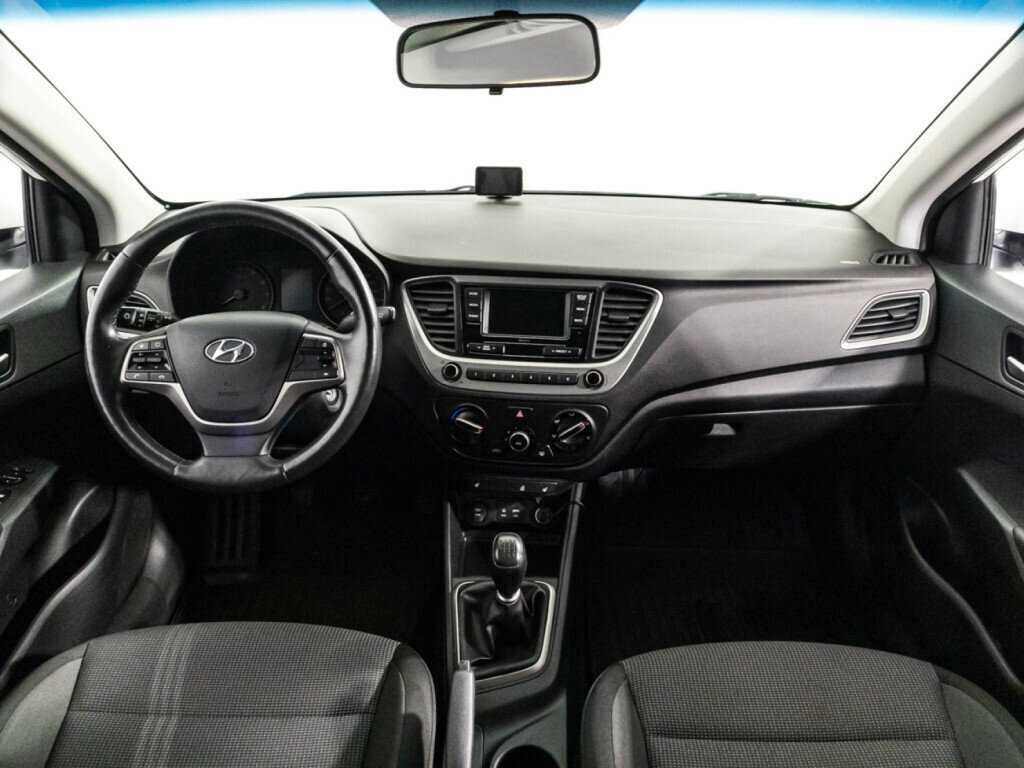 Купить Hyundai Solaris, 2017, 111 142 км, фото №13