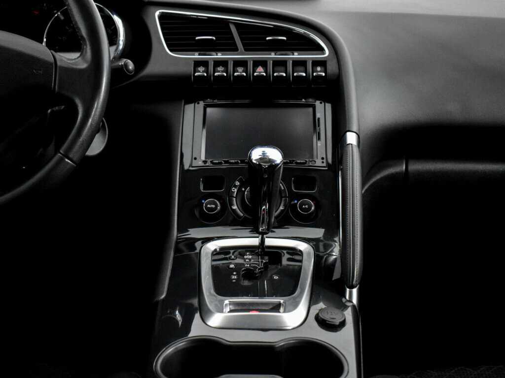 Купить Peugeot 3008, 2014, 143 267 км, фото №13