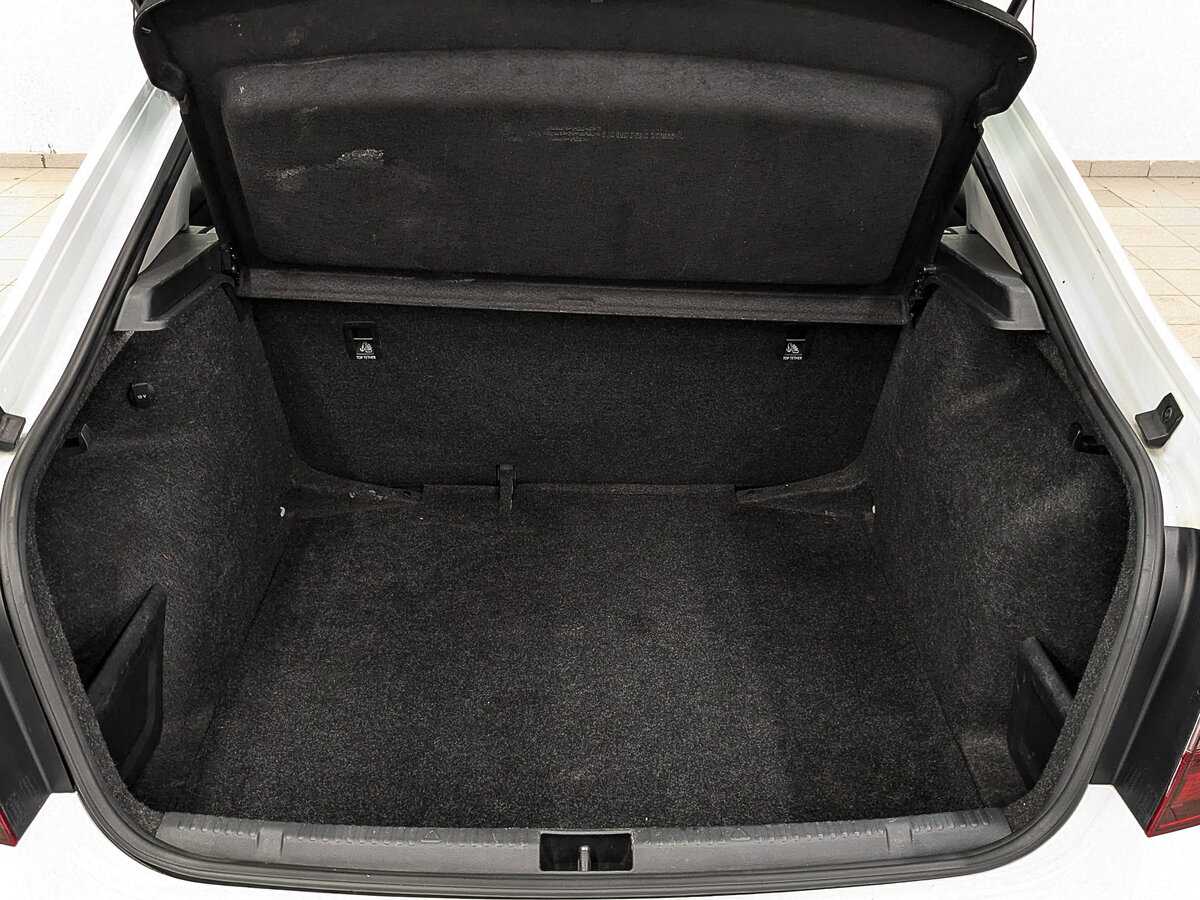 Купить Skoda Rapid, 2017, 157 793 км, фото №10