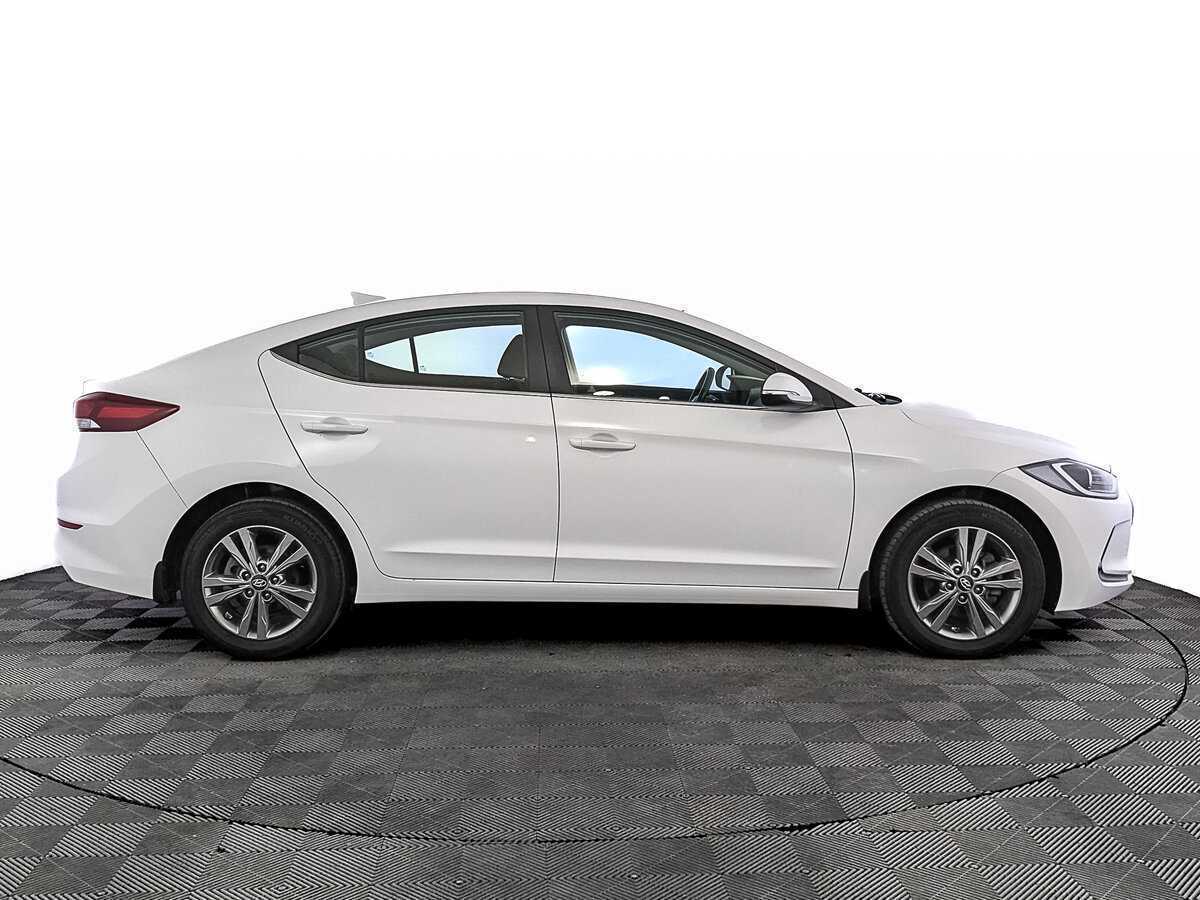 Купить Hyundai Elantra, 2018, 97 532 км, фото №4