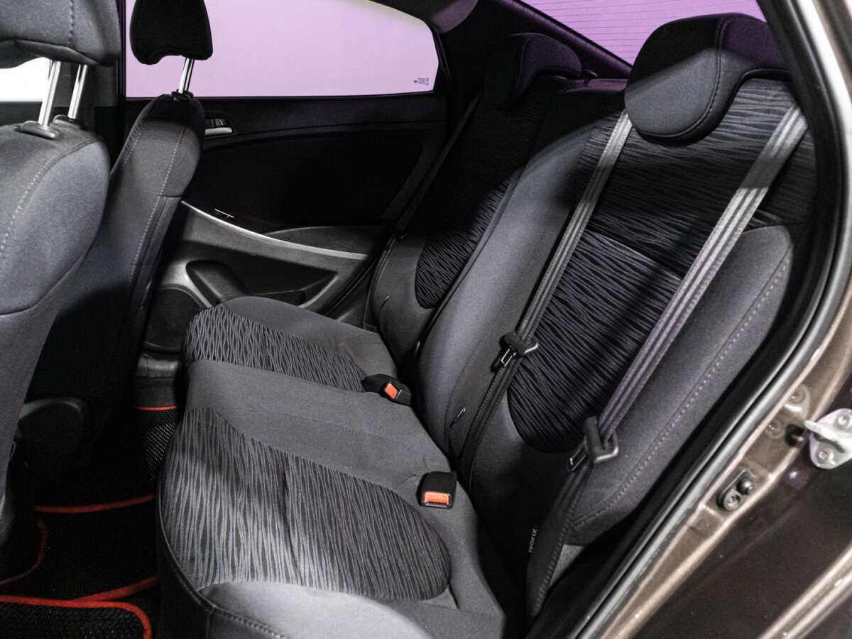 Купить Hyundai Solaris, 2016, 112 384 км, фото №10