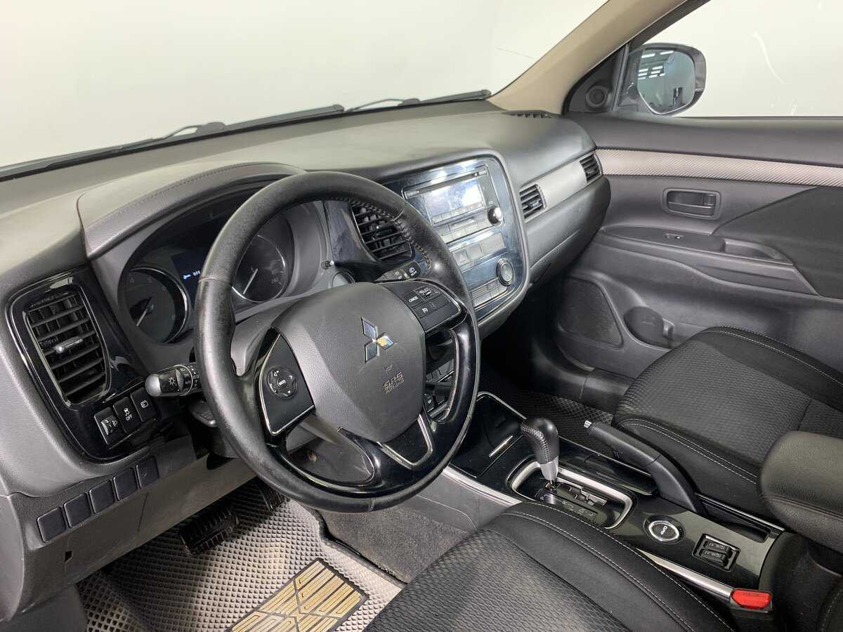 Купить Mitsubishi Outlander, 2017, 275 602 км, фото №12