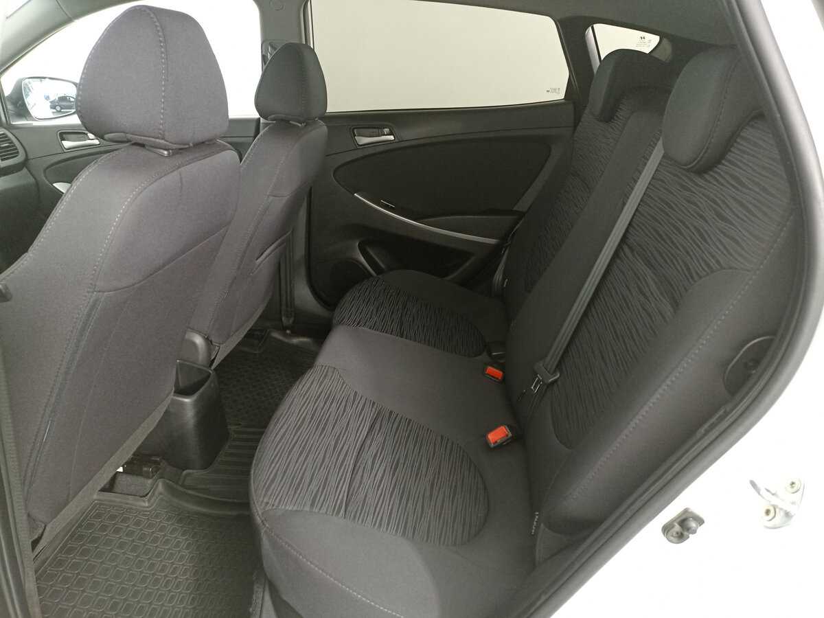 Купить Hyundai Solaris, 2016, 96 182 км, фото №9