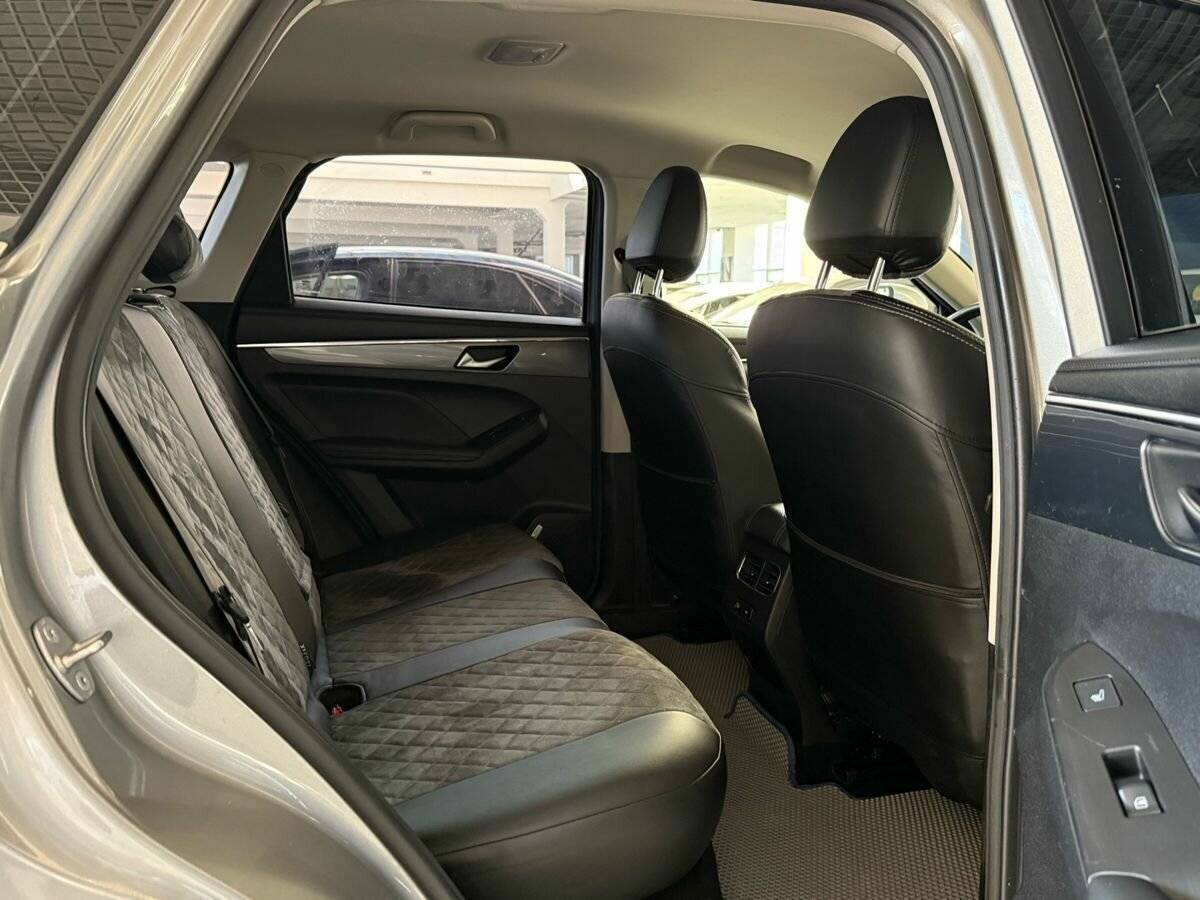 Купить Haval Jolion, 2021, 53 931 км, фото №21