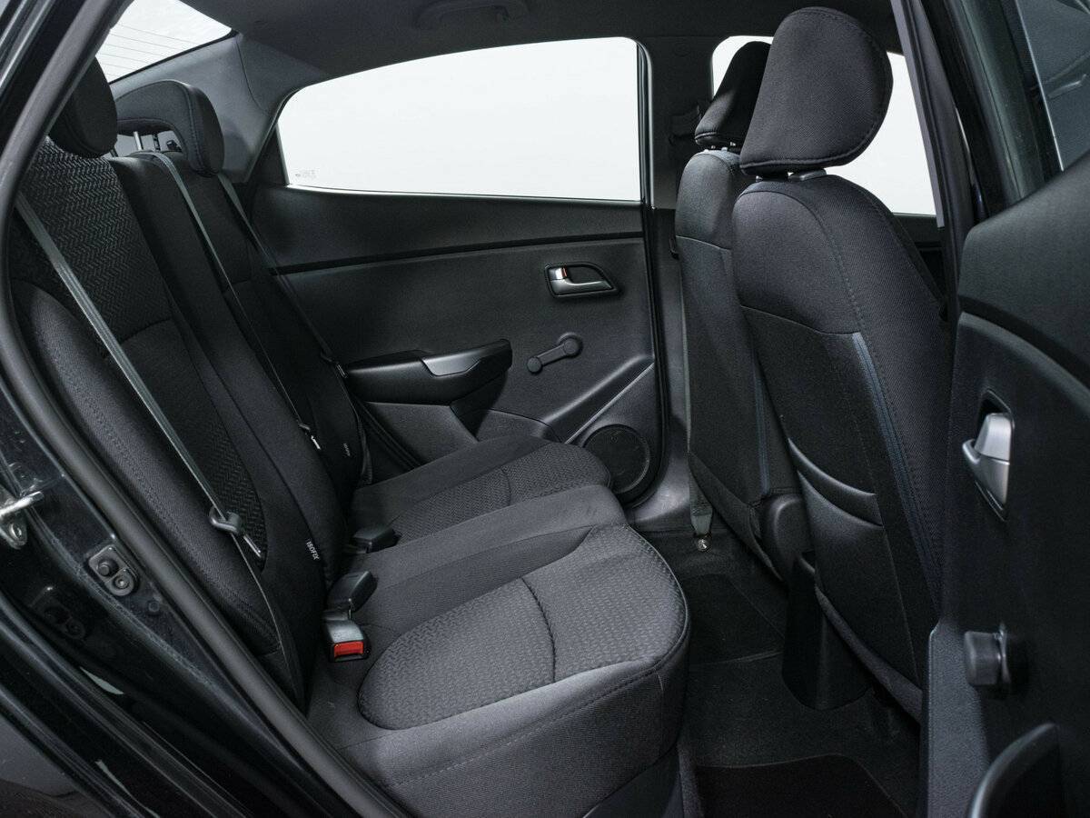 Купить Kia Rio, 2016, 141 000 км, фото №10