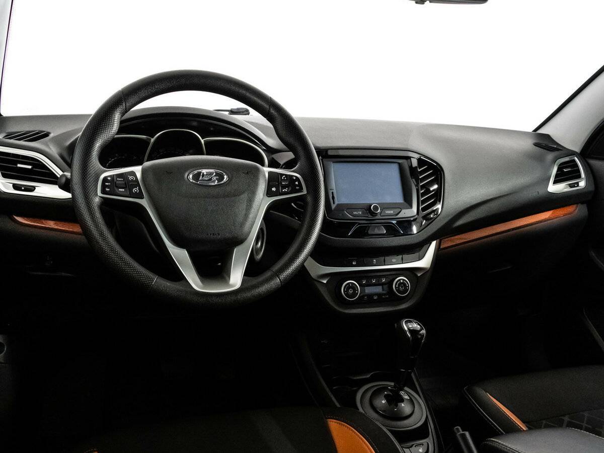 Купить Lada (ВАЗ) Vesta SW Cross, 2019, 99 843 км, фото №9