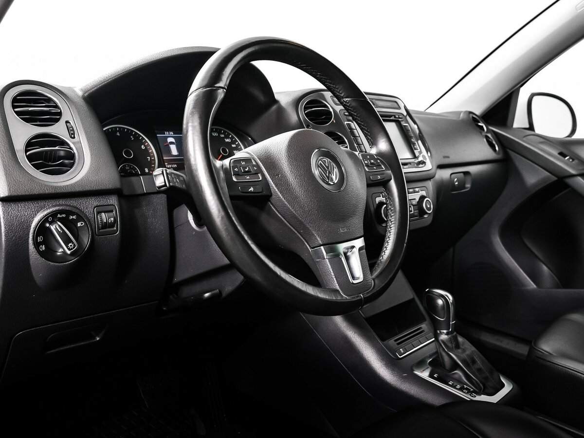 Купить Volkswagen Tiguan, 2012, 169 109 км, фото №12
