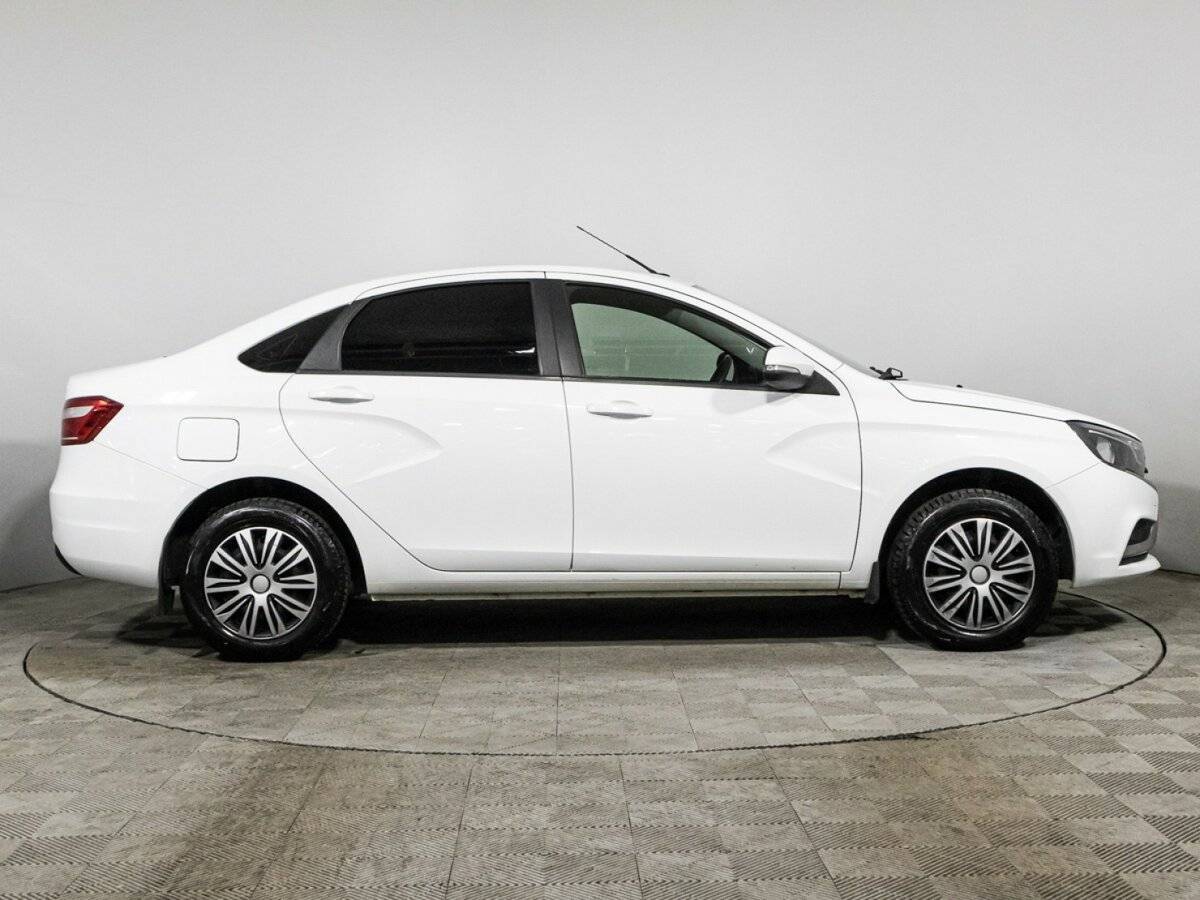 Купить Lada (ВАЗ) Vesta, 2019, 128 500 км, фото №4