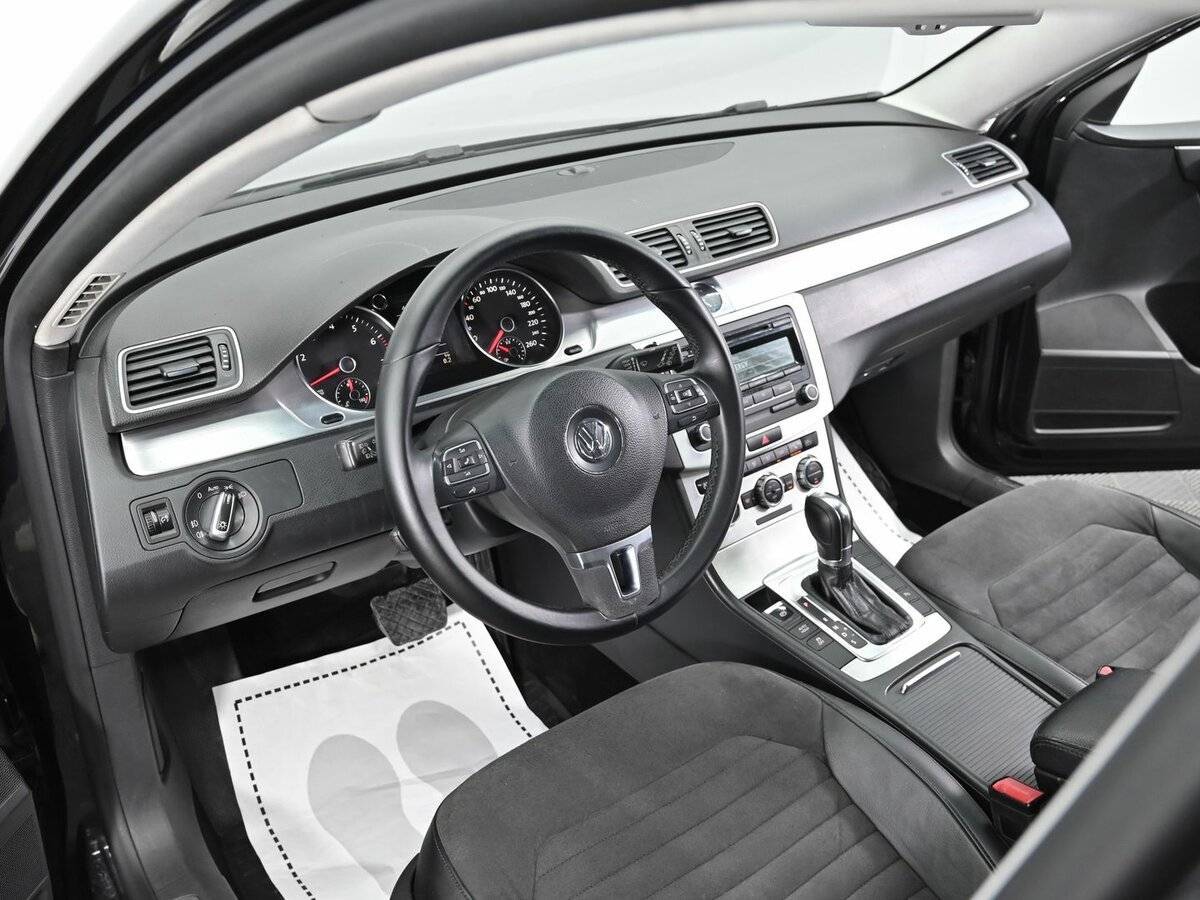 Купить Volkswagen Passat, 2012, 171 000 км, фото №8