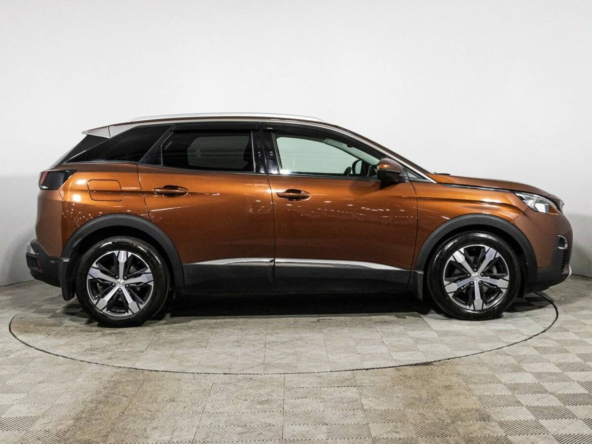 Купить Peugeot 3008, 2017, 101 108 км, фото №4