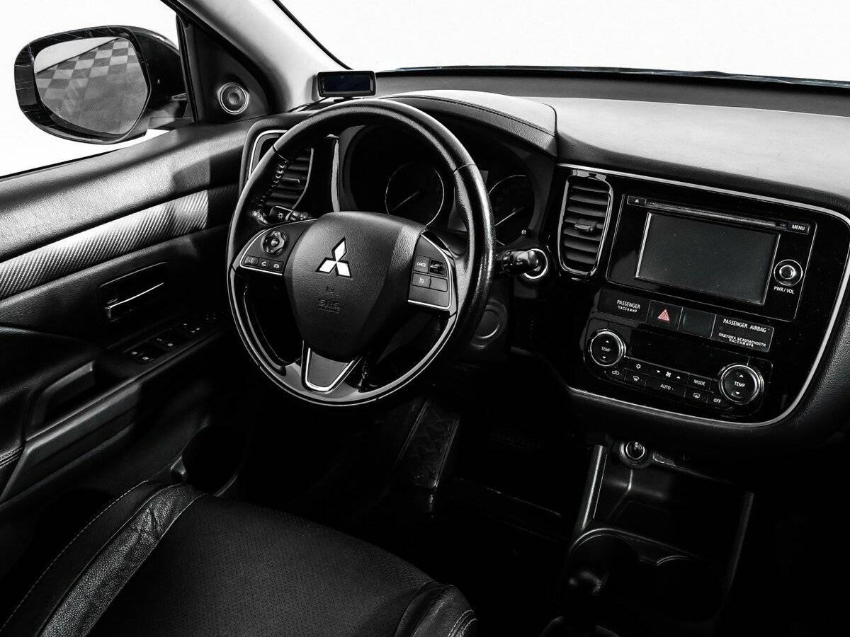Купить Mitsubishi Outlander, 2015, 181 497 км, фото №9